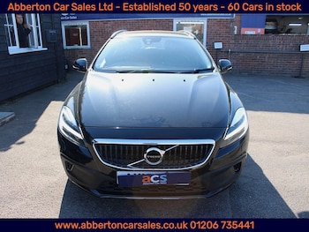 Used Volvo V40 2018 for sale - 78341244: Photo