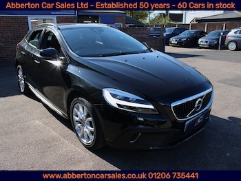 Used Volvo V40 2018 for sale - 78341244: Photo