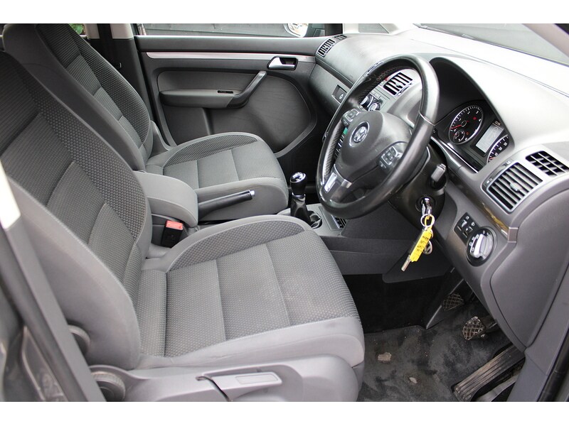 Used Volkswagen Touran 2014 for sale - 77508089: Photo 10