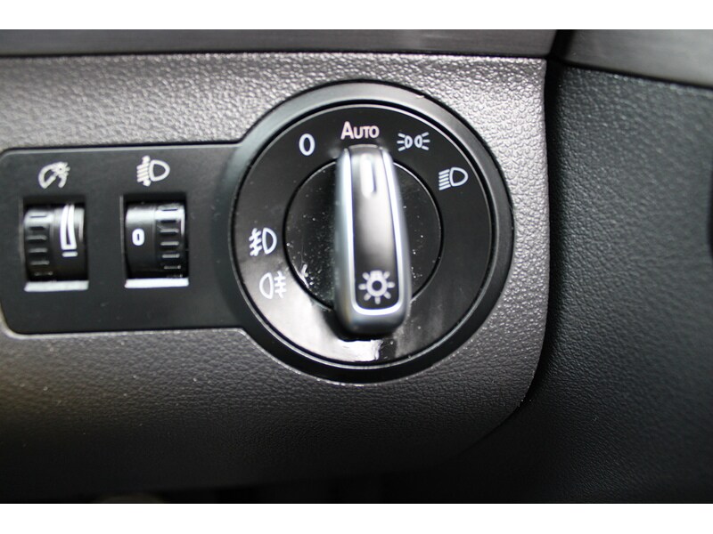 Used Volkswagen Touran 2014 for sale - 77508089: Photo 17