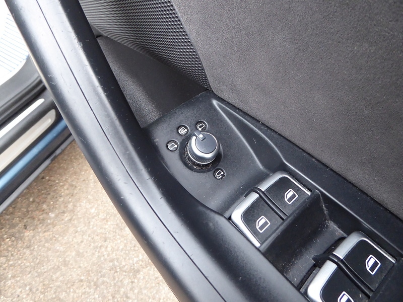 Used Audi Q3 2017 for sale - 76496932: Photo 12