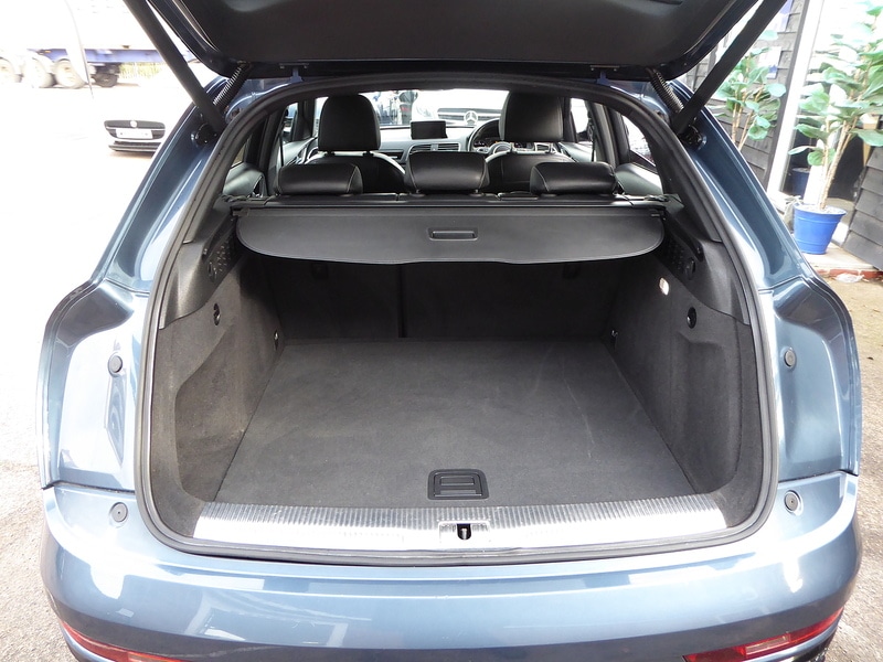 Used Audi Q3 2017 for sale - 76496932: Photo 16