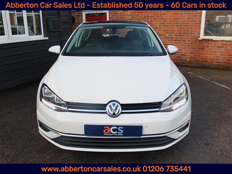 Used Volkswagen Golf 2017 for sale - 77530291: Photo 2