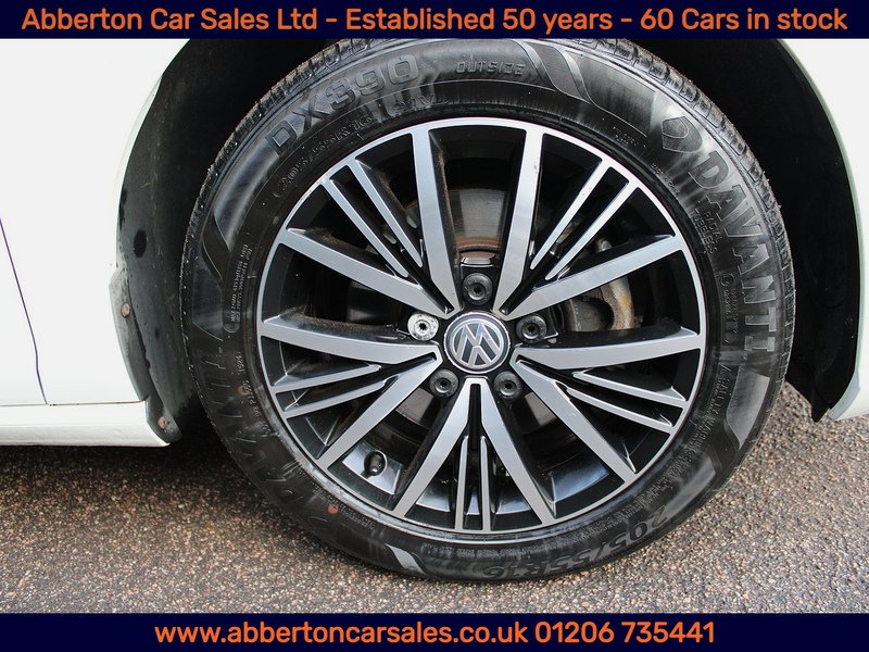 Used Volkswagen Golf 2017 for sale - 77530291: Photo 22