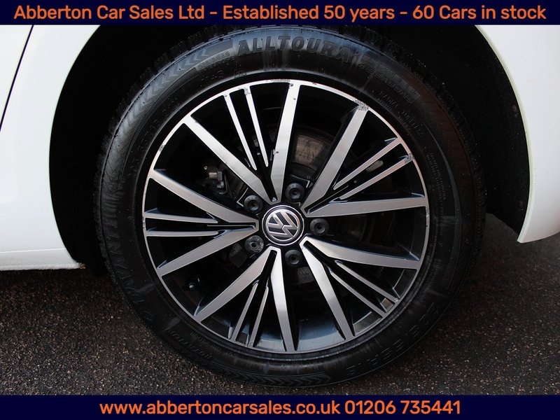 Used Volkswagen Golf 2017 for sale - 77530291: Photo 24