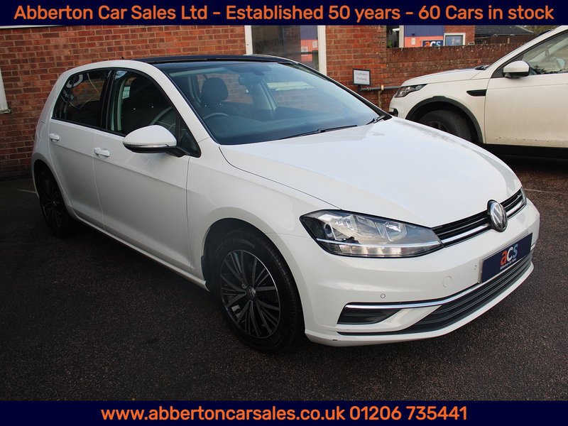 Used Volkswagen Golf 2017 for sale - 77530291: Photo 3