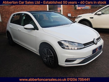Used Volkswagen Golf 2017 for sale - 77530291: Photo