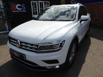 Volkswagen - Tiguan