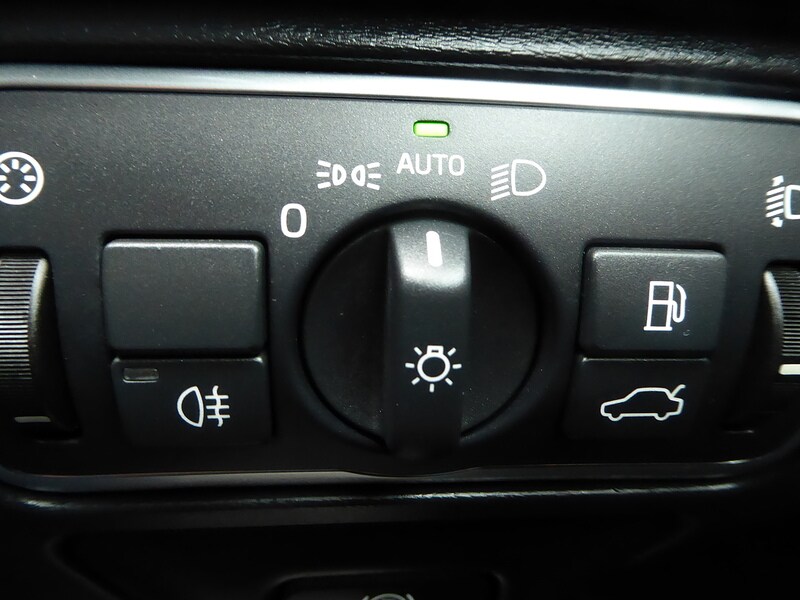 Used Volvo XC60 2015 for sale - 77452637: Photo 19