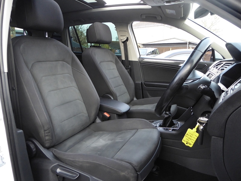 Used Volkswagen Tiguan 2016 for sale - 76879367: Photo 12