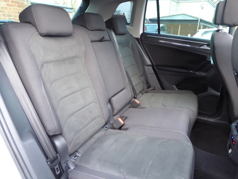 Used Volkswagen Tiguan 2016 for sale - 76879367: Photo 13