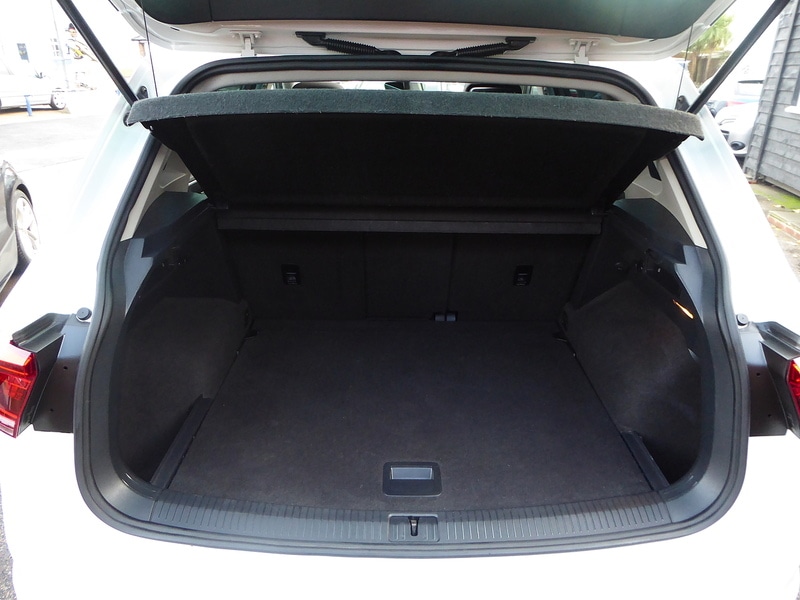 Used Volkswagen Tiguan 2016 for sale - 76879367: Photo 14