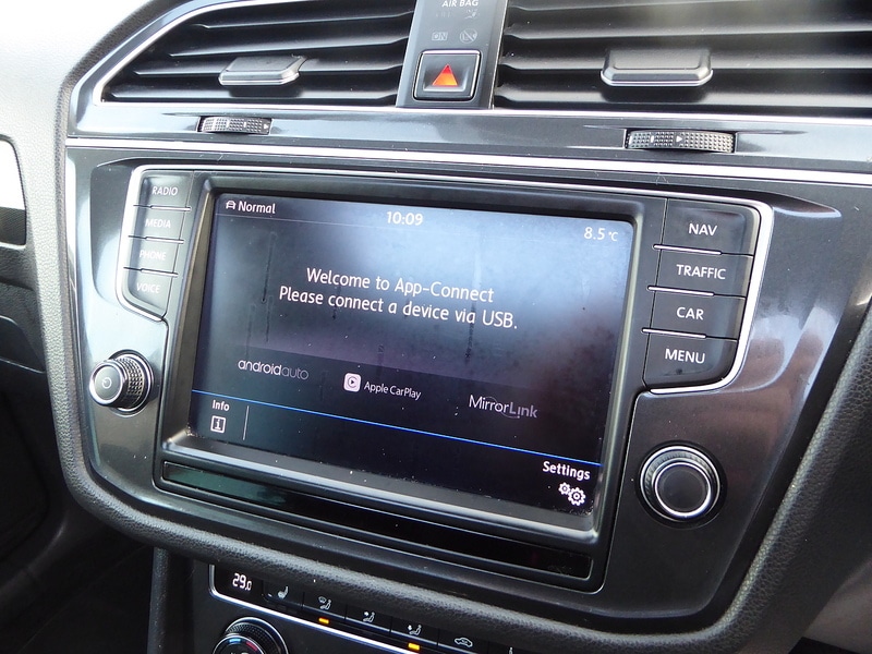 Used Volkswagen Tiguan 2016 for sale - 76879367: Photo 24