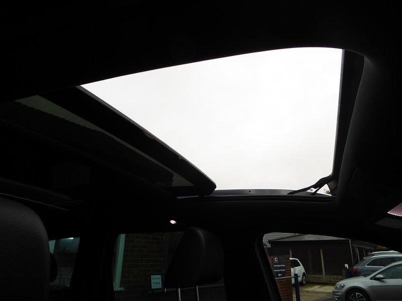 Used Volkswagen Touareg 2015 for sale - 76532164: Photo 15