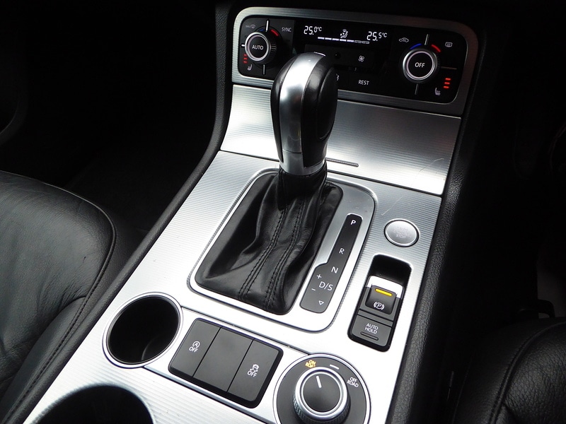 Used Volkswagen Touareg 2015 for sale - 76532164: Photo 16