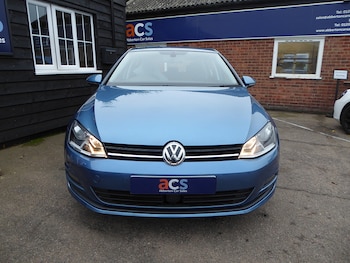 Used Volkswagen Golf 2016 for sale - 76510342: Photo