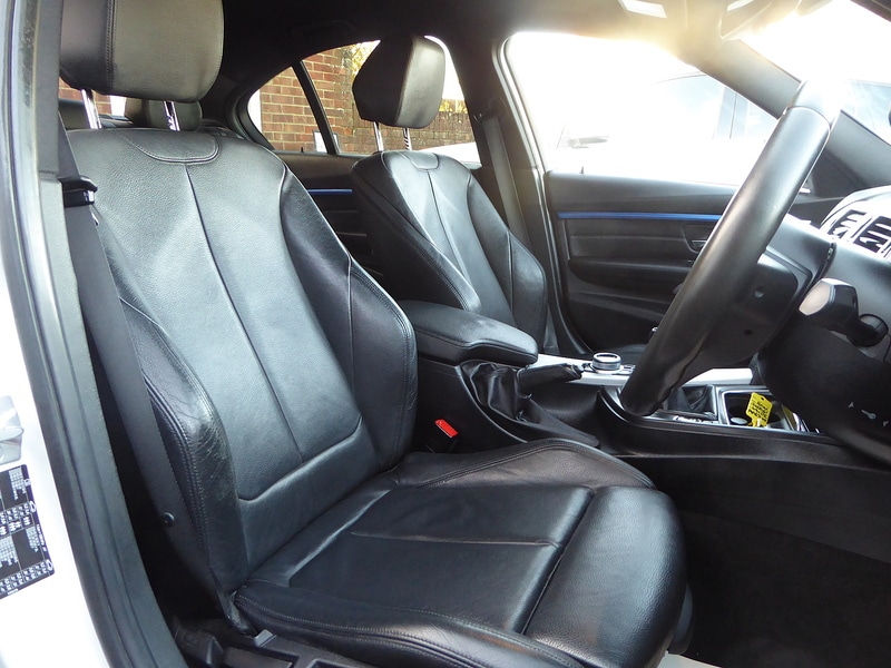 Used BMW 3 Series 2017 for sale - 76605268: Photo 10