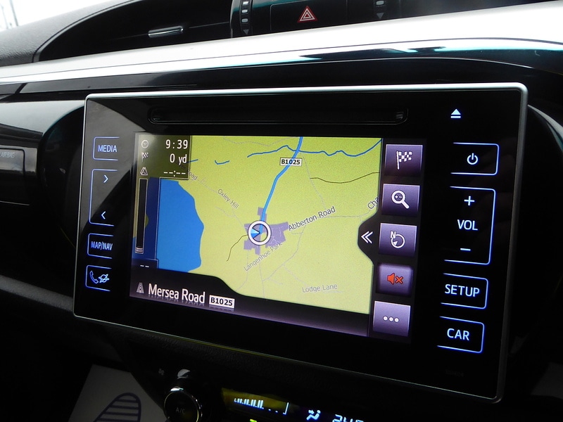 Used Toyota Hilux 2018 for sale - 76748907: Photo 12