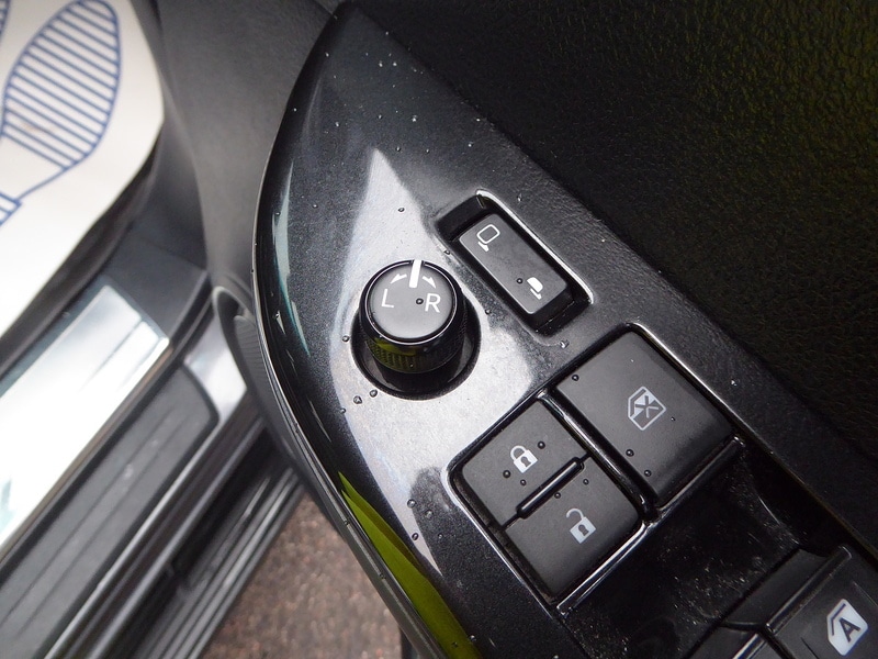 Used Toyota Hilux 2018 for sale - 76748907: Photo 16