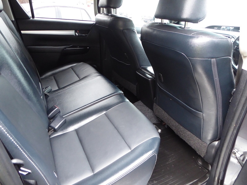 Used Toyota Hilux 2018 for sale - 76748907: Photo 22