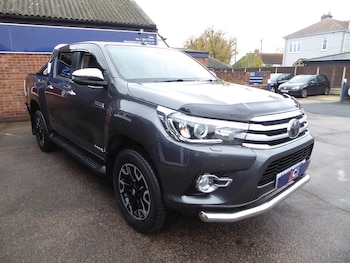 Used Toyota Hilux 2018 for sale - 76748907: Photo
