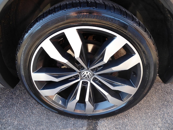 Used Volkswagen Tiguan 2019 for sale - 75407345: Photo 23