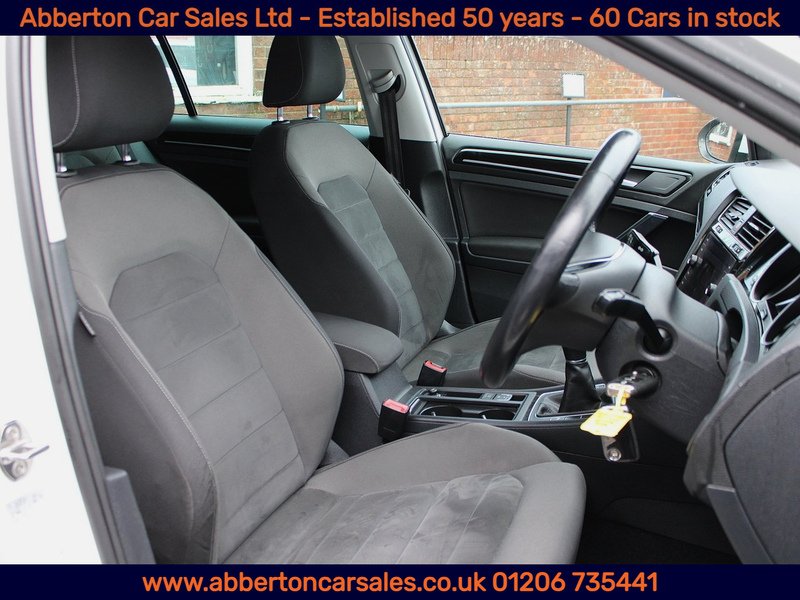 Used Volkswagen Golf 2019 for sale - 77543647: Photo 10