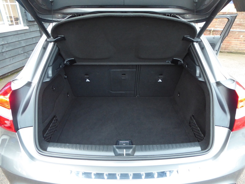 Used Mercedes-Benz GLA 2017 for sale - 76884481: Photo 16