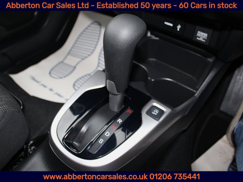 Used Honda Jazz 2017 for sale - 77508094: Photo 18