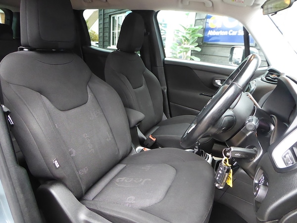 Used Jeep Renegade 2017 for sale - 76232370: Photo 10