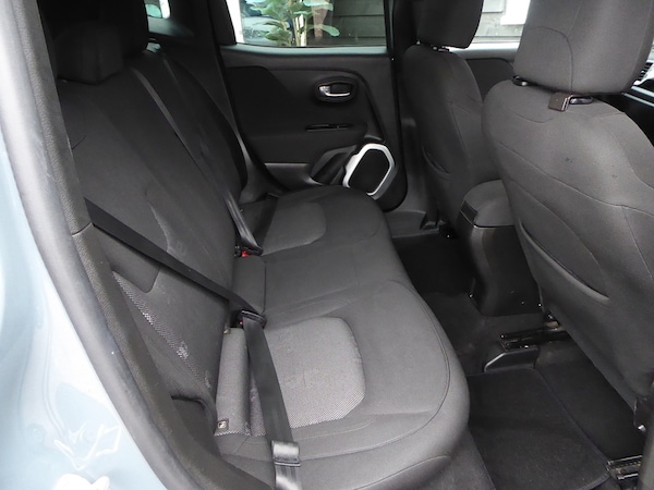 Used Jeep Renegade 2017 for sale - 76232370: Photo 11