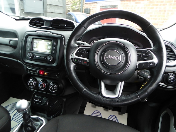 Used Jeep Renegade 2017 for sale - 76232370: Photo 13