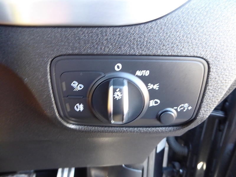 Used Audi Q2 2017 for sale - 76036695: Photo 16