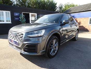 Audi - Q2