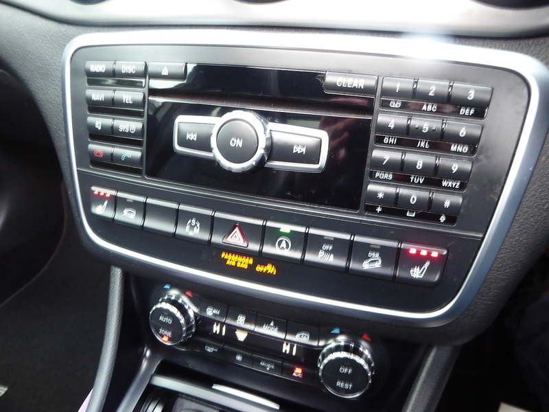 Used Mercedes-Benz GLA 2015 for sale - 77227900: Photo 18