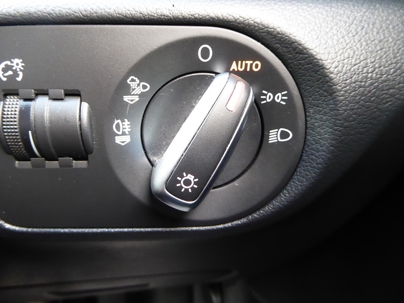 Used Audi Q3 2017 for sale - 77432591: Photo 18