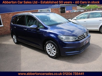 Used Volkswagen Touran 2016 for sale - 79197774: Photo