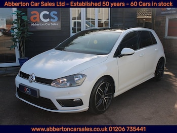 Used Volkswagen Golf 2017 for sale - 77765943: Photo