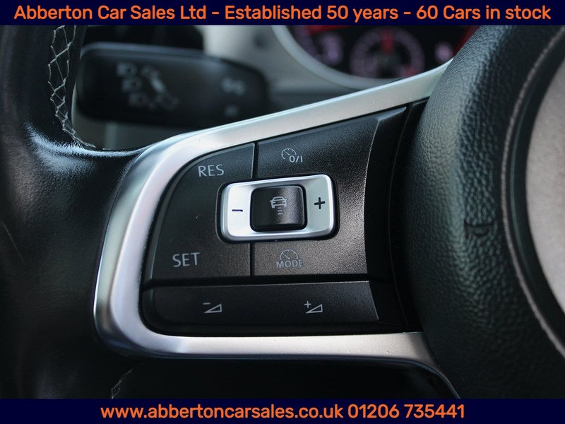 Used Volkswagen Golf 2017 for sale - 77765943: Photo 21