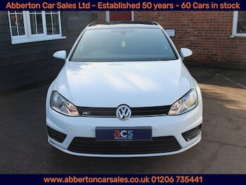 Used Volkswagen Golf 2017 for sale - 77765943: Photo