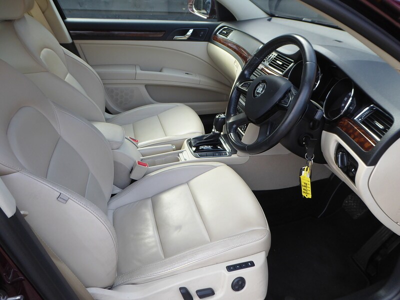 Used Skoda Superb 2015 for sale - 76185787: Photo 9