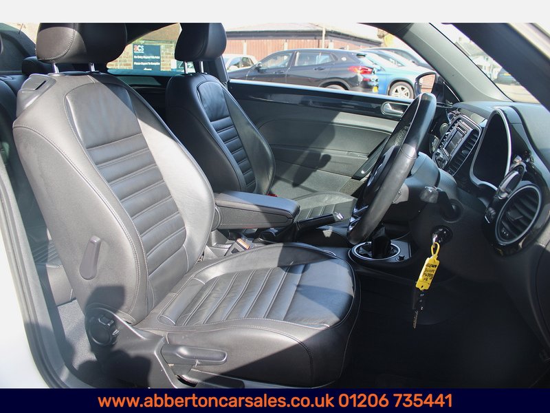 Used Volkswagen Beetle for sale - 78197498: Photo 9