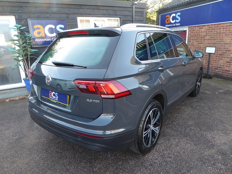 Used Volkswagen Tiguan for sale - 76413350: Photo 5