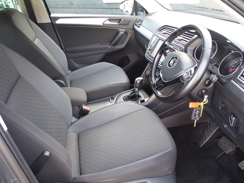 Used Volkswagen Tiguan for sale - 76413350: Photo 9