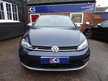 Used Volkswagen Golf 2016 for sale - 77298336: Photo