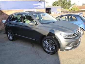 Used Volkswagen Tiguan 2016 for sale - 76114931: Photo 3
