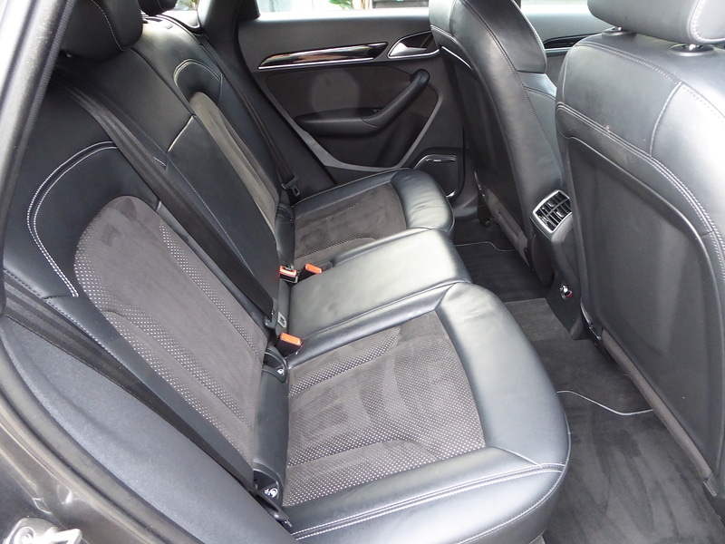 Used Audi Q3 2017 for sale - 76542855: Photo 11