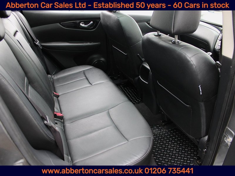 Used Nissan Qashqai 2015 for sale - 77917236: Photo 13