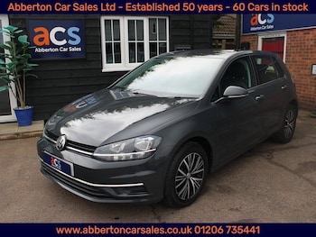 Used Volkswagen Golf 2017 for sale - 77846448: Photo