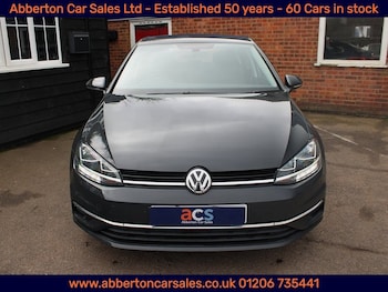 Used Volkswagen Golf 2017 for sale - 77846448: Photo